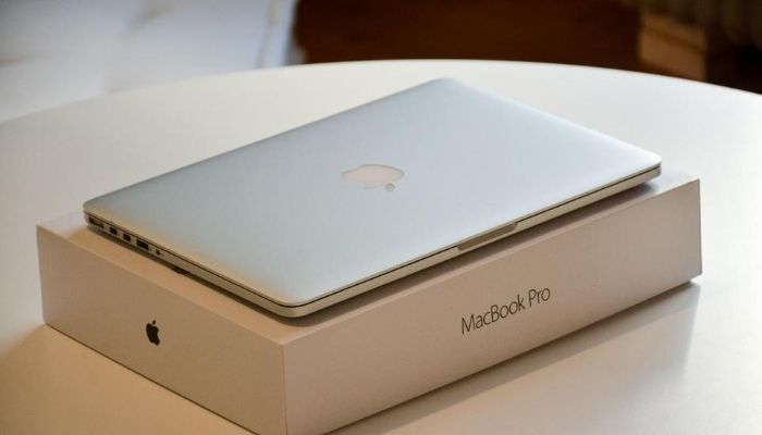 How long do Macbook pros last